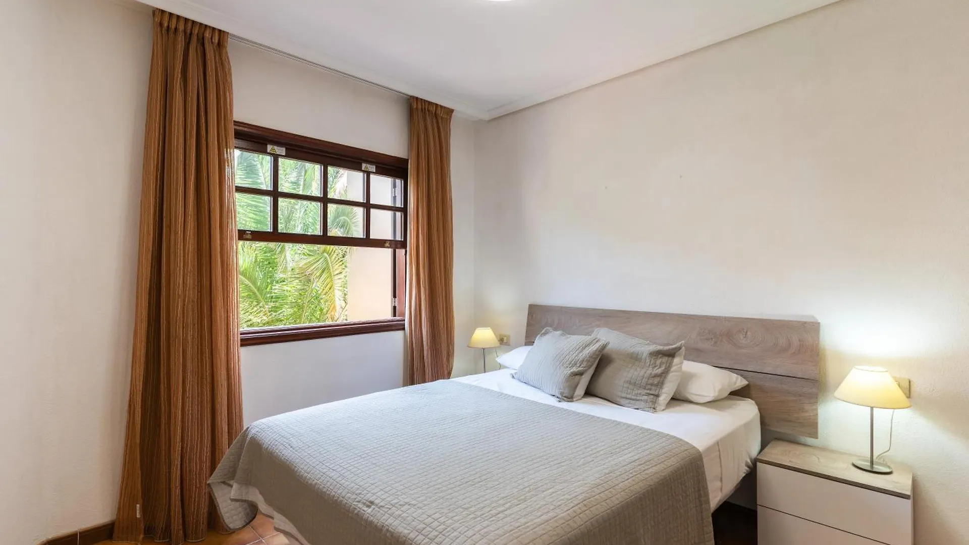 Oceanfront Tenerife South Albatros 270 San Miguel de Abona
